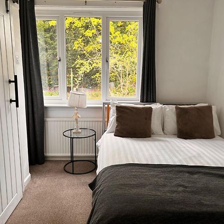 Shared House In Central Location Inverness Bagian luar foto