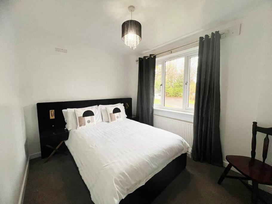 Shared House In Central Location Inverness Bagian luar foto