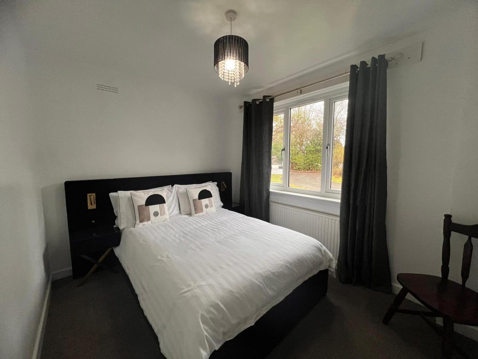 Shared House In Central Location Inverness Bagian luar foto